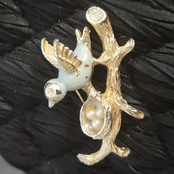GERRYs signed Vintage from the 1960s. Blue Bird, faux pearl eggs Brooch - Picture 11 of 13